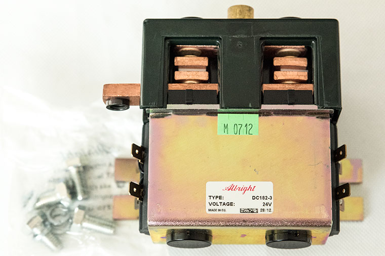 Abright DC182-3 Monoblock DC Contactor, 24V Reversing Contactor, Forward / Reverse Changeover Switch