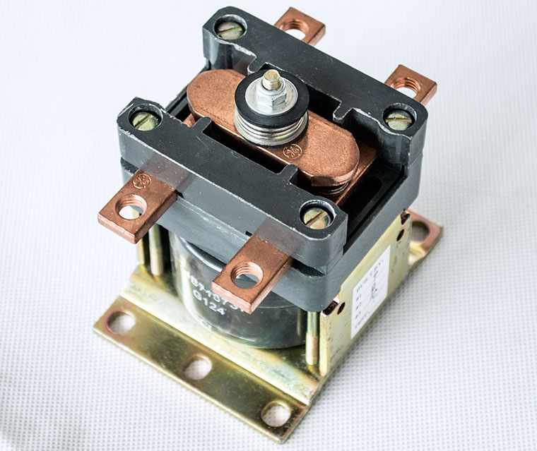 GE DC Contactor / Solenoid IC4482CTTA100AH124XN, Type A 24V - 80A