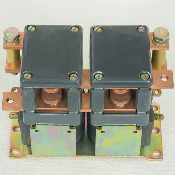 GE 24V 225A DC Contactor IC4482CTTA304FR124XN, Forklift Monoblock DC Reversing Solenoid