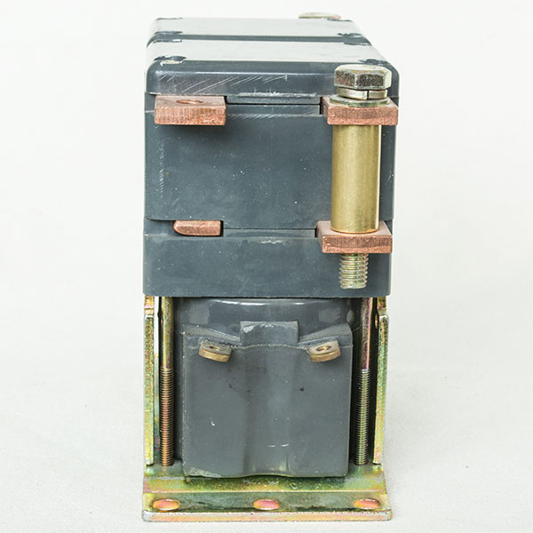 GE DC Contactor IC4482CTTA304FR142XN, Type A, 48V / 225A, Forward / Reverse (F/R) Relay