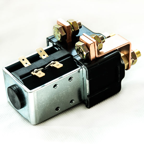 200A SPDT DC Contactor With Long Contact, QCC25C-200A/11L, Closed Contact Chamber