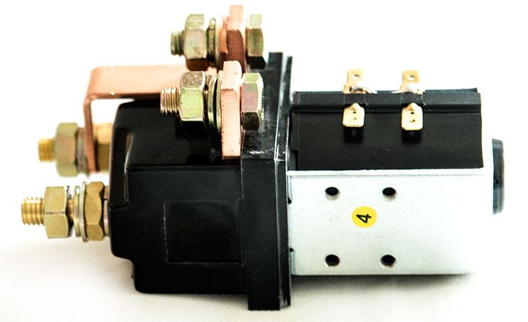 400A SPDT DC Contactor QCC25C-400A/11L, With Long Contact, One Normal Open And One Normal Close Solenoid