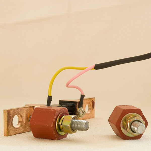 Electric Vehicle Controlling System Part: Current Shunt to Ammeter